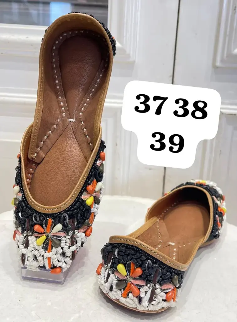 SIBY Saljut Heritage Footwear: The Allure of Handmade Jutties