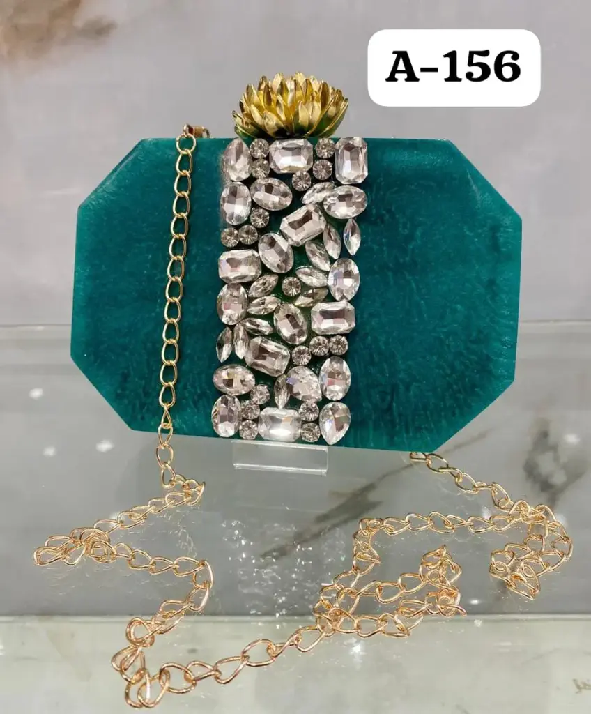 SIBY Saljut Shop Trendy Resin Handbags – Perfect for Any Occasion