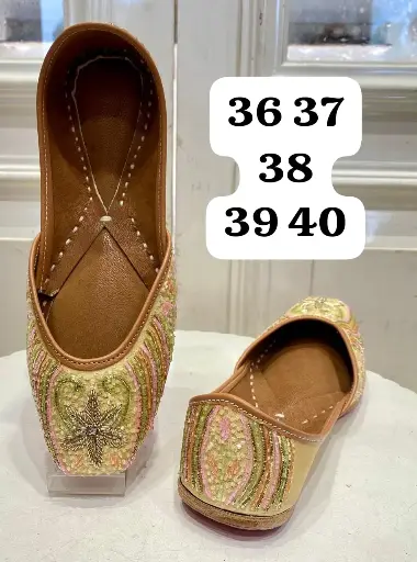 SIBY Saljut Artistry in Every Step: Beautiful Juttis